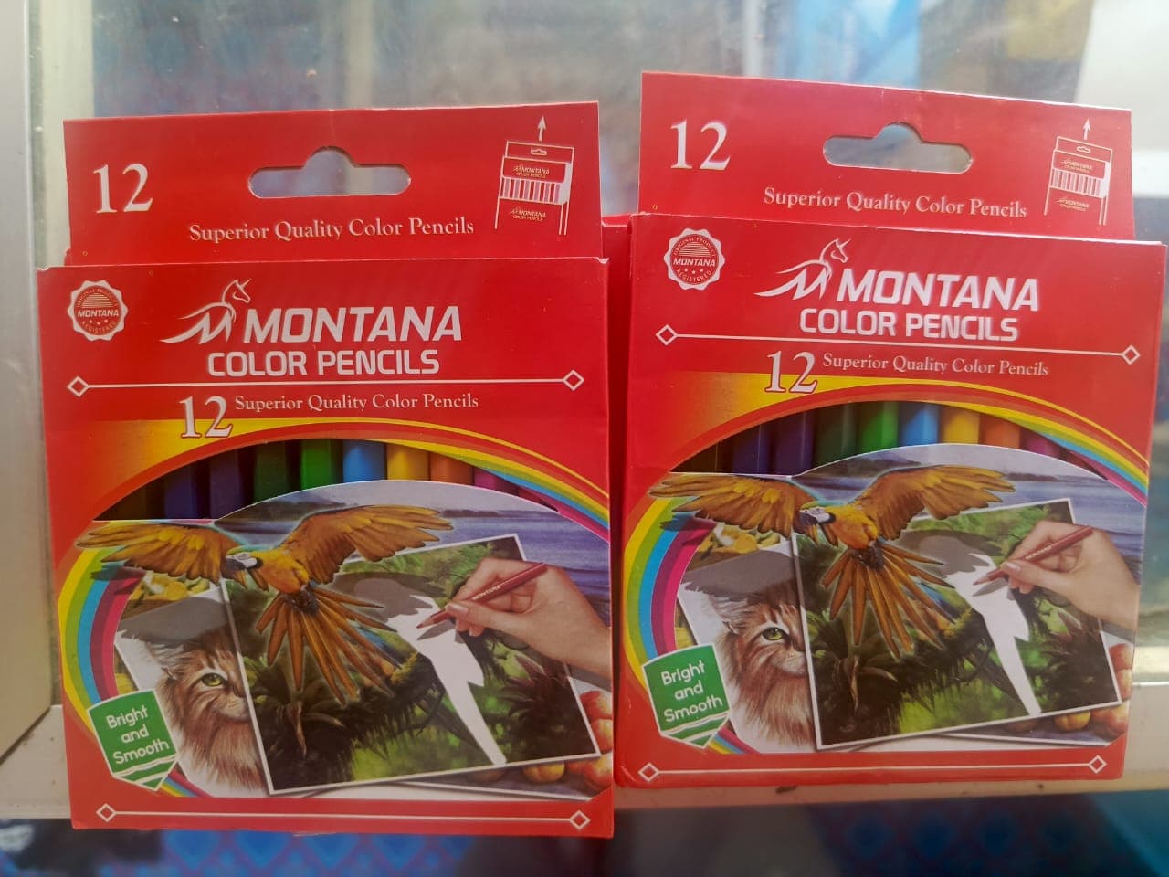 Montana Pensil Warna